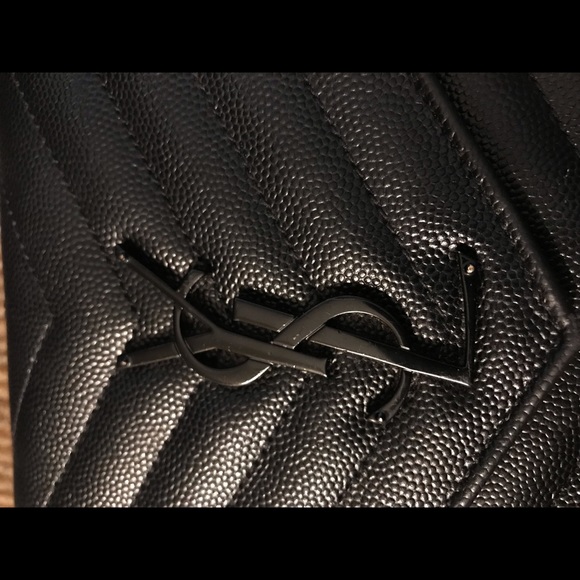 Black YSL Wallet On Chain - Picture 3 of 8